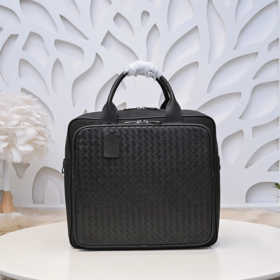 Bottega Veneta Bag — 91e28a2f