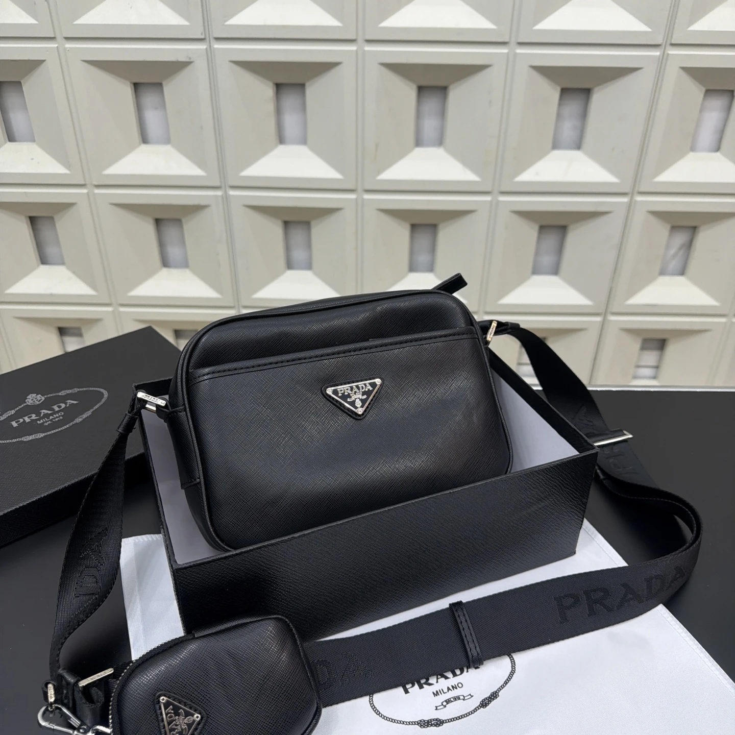 Prada Bag — 3f194b01