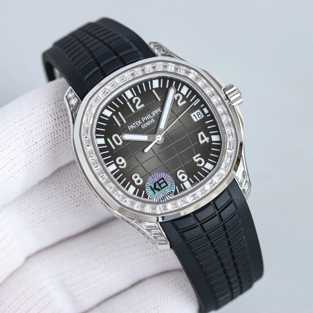 Patek Philippe Watch — 7c2af491