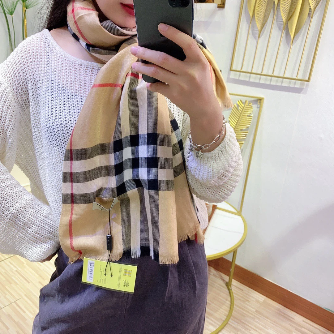 Burberry Scarves — 7ff504a4