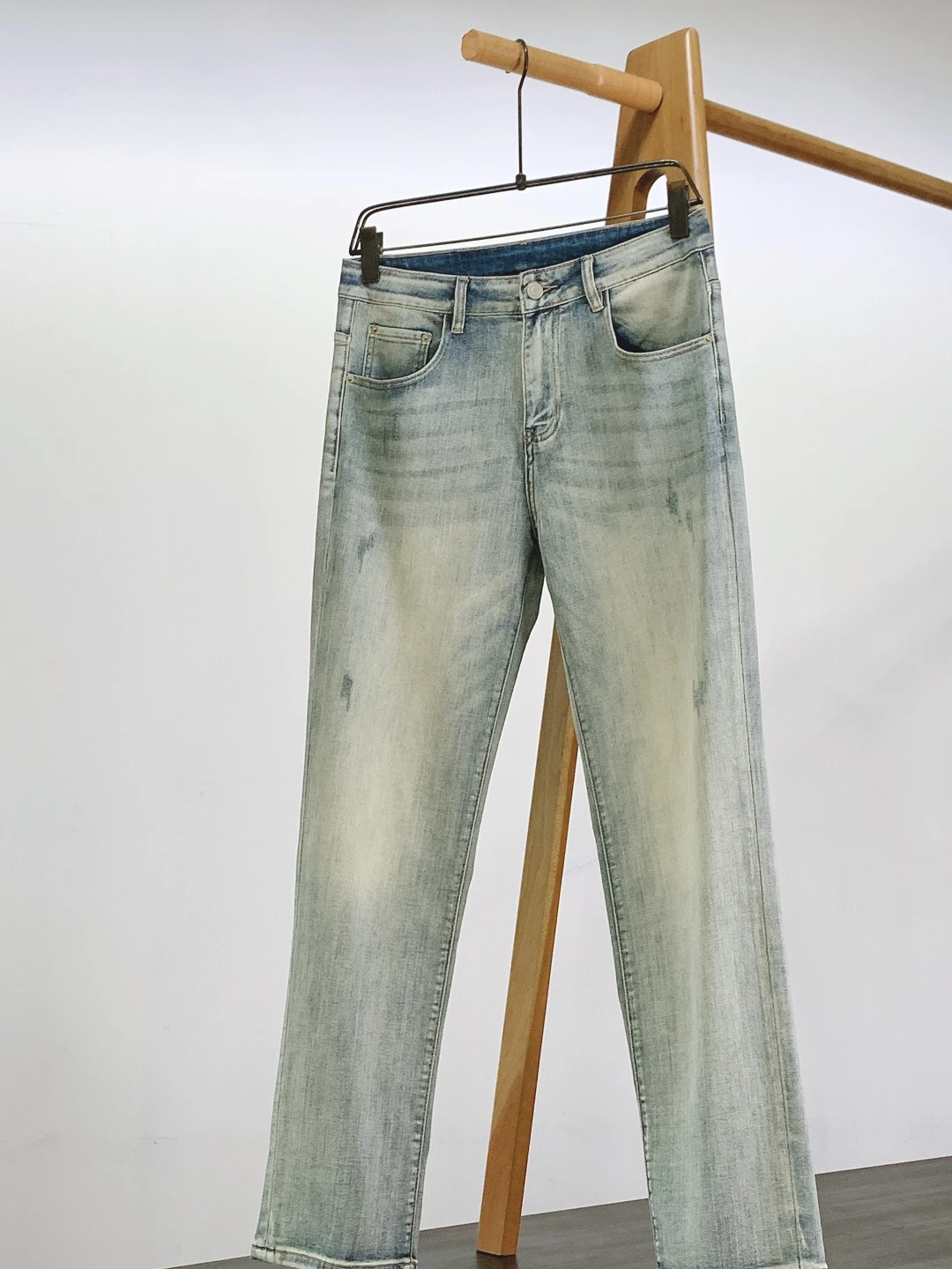 Louis Vuitton Jeans — 07d5b006