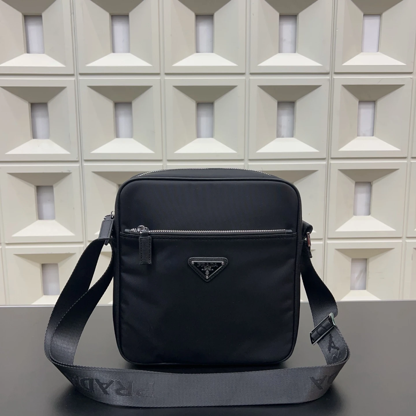 Prada Bag — df93a31a