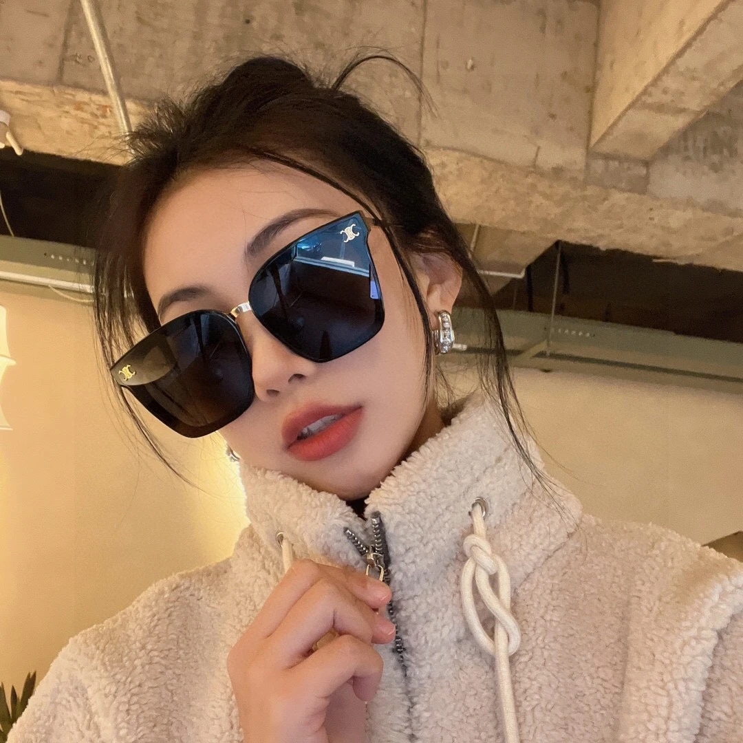 Celine Eyewear — 08dc3a37