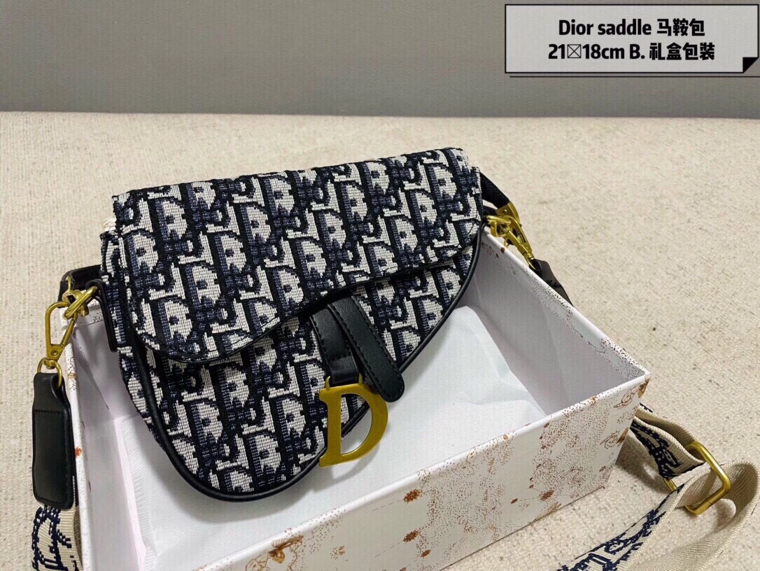 Dior Bag — 347578c6