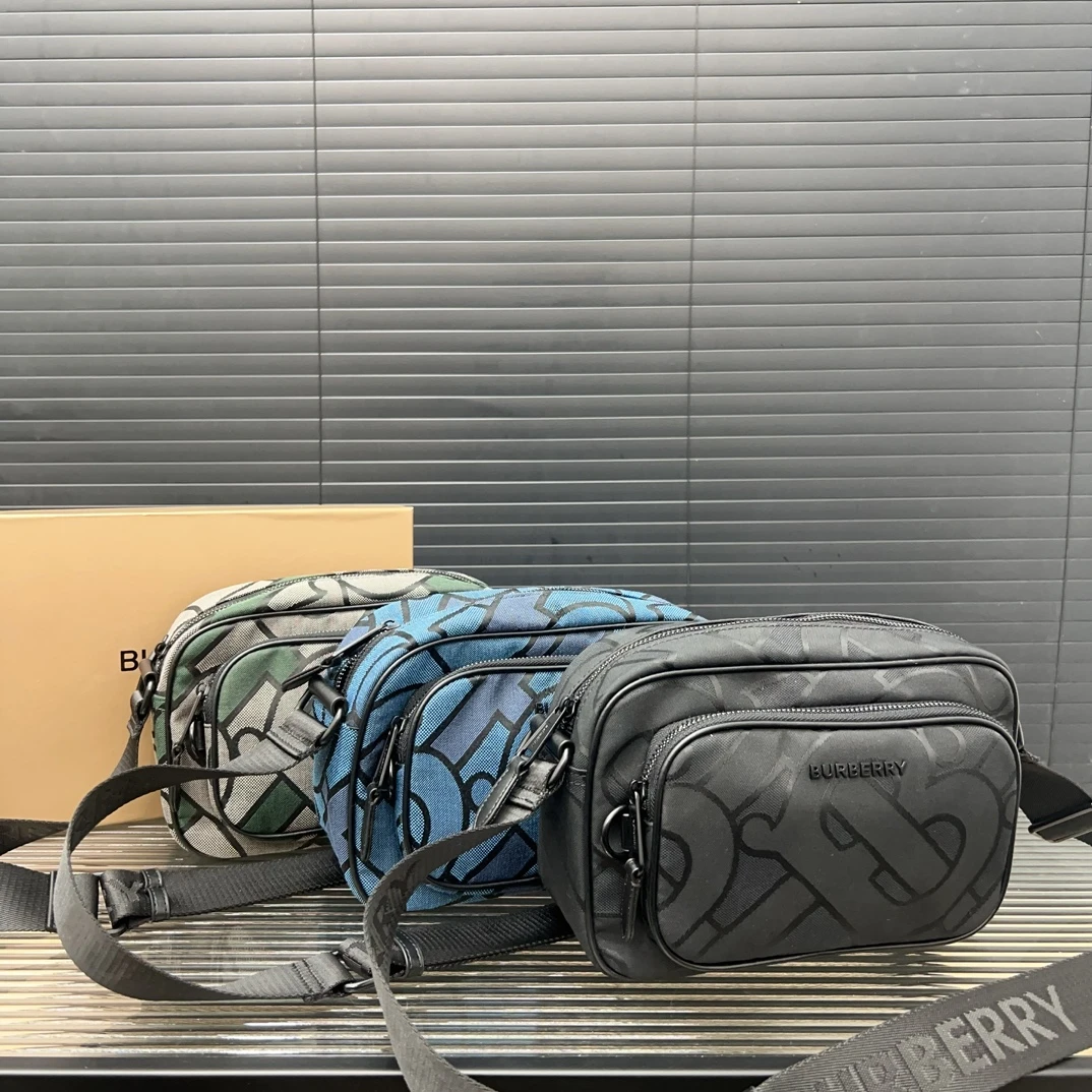Burberry Bag — ec289e72