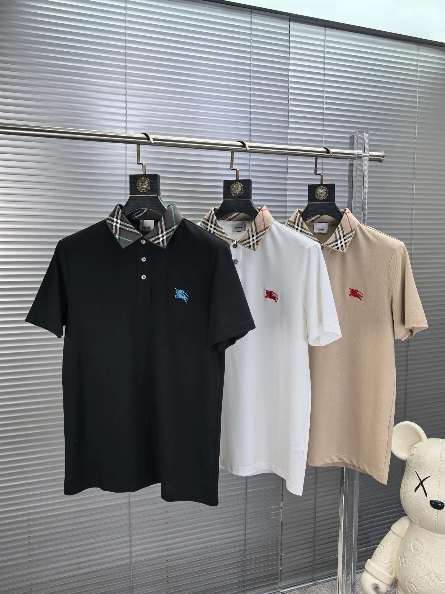 Burberry T-Shirt — bb529714