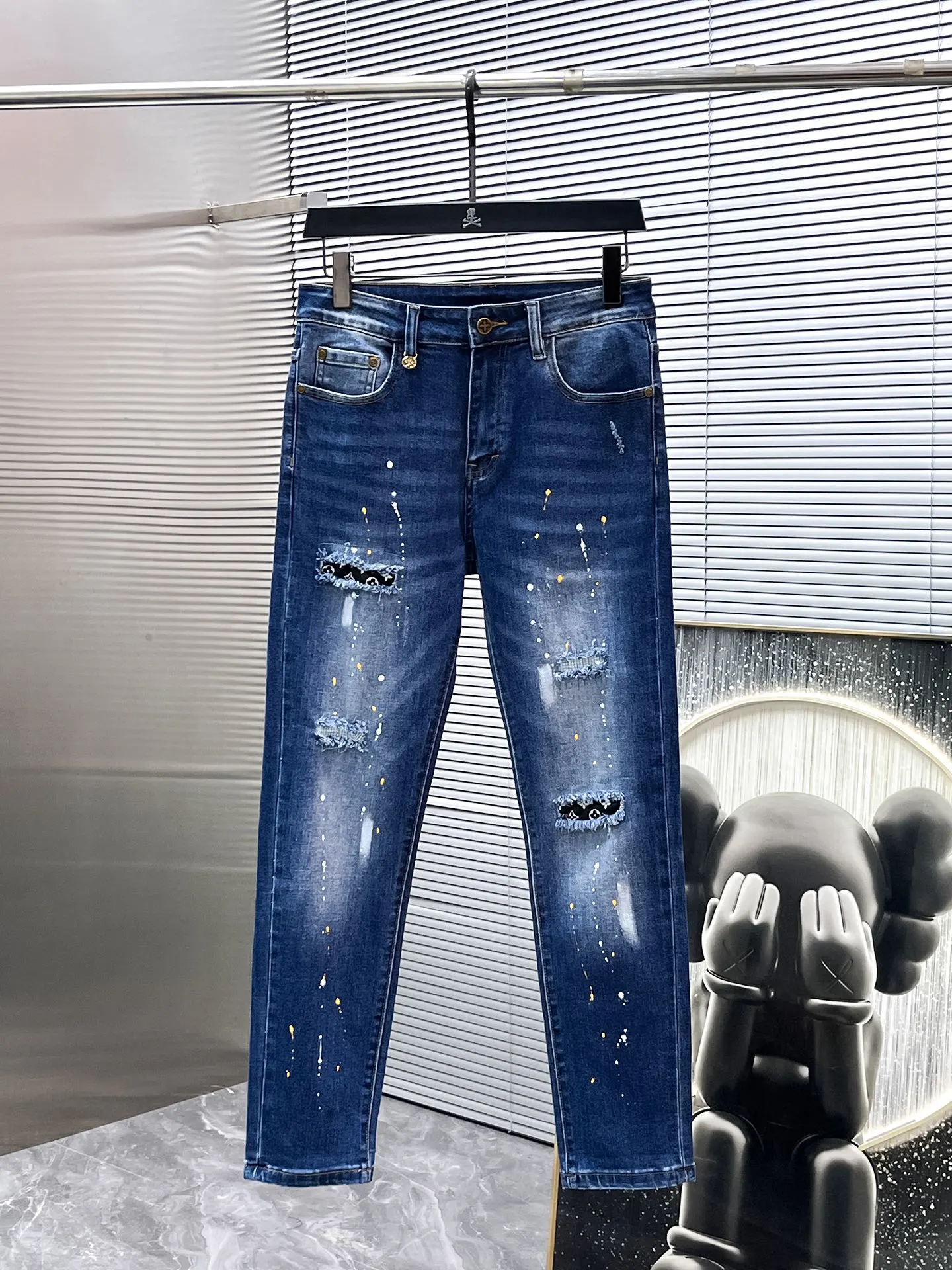 Louis Vuitton Jeans — 2273e029