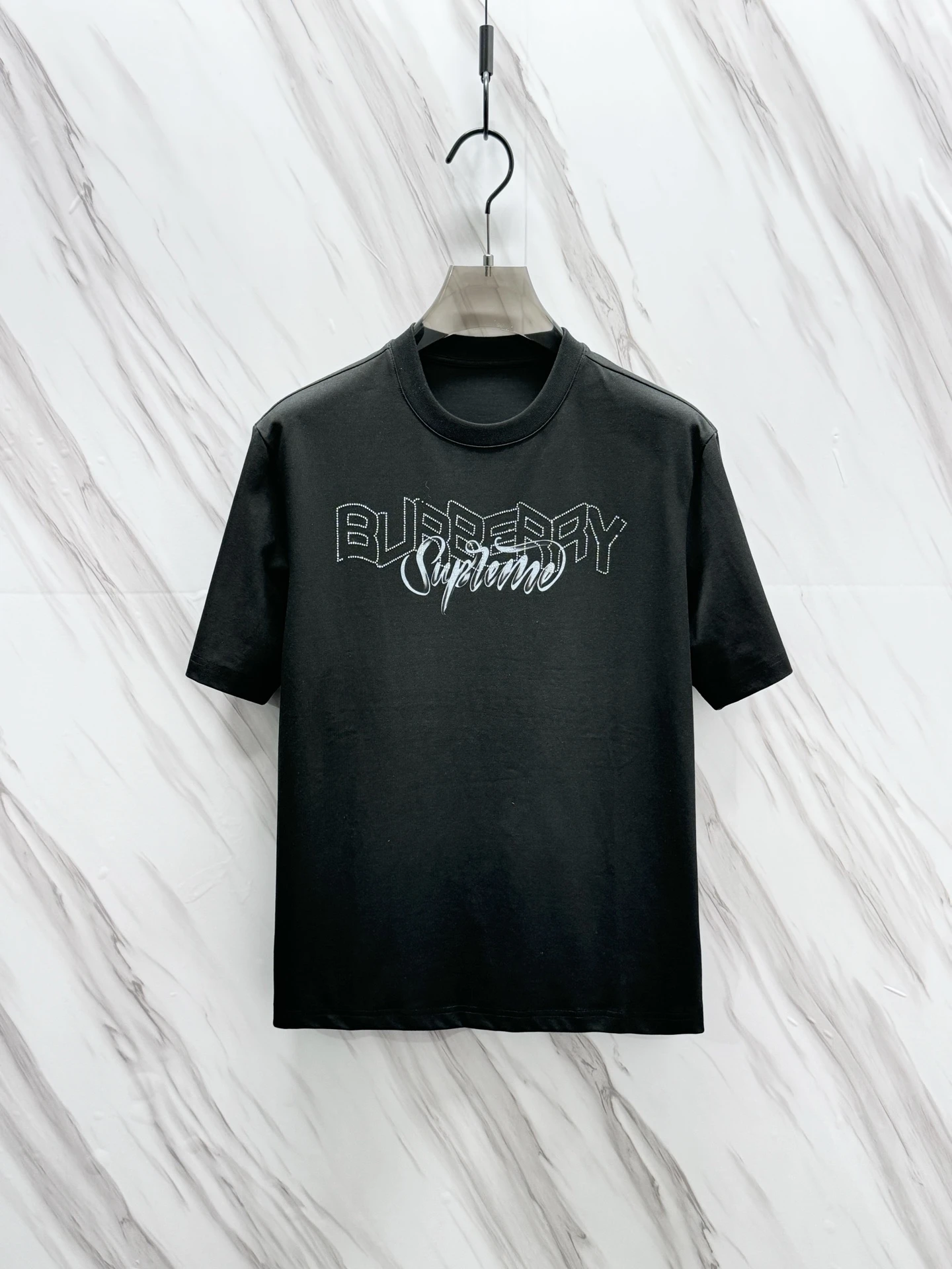 Burberry T-Shirt — e6f1962f