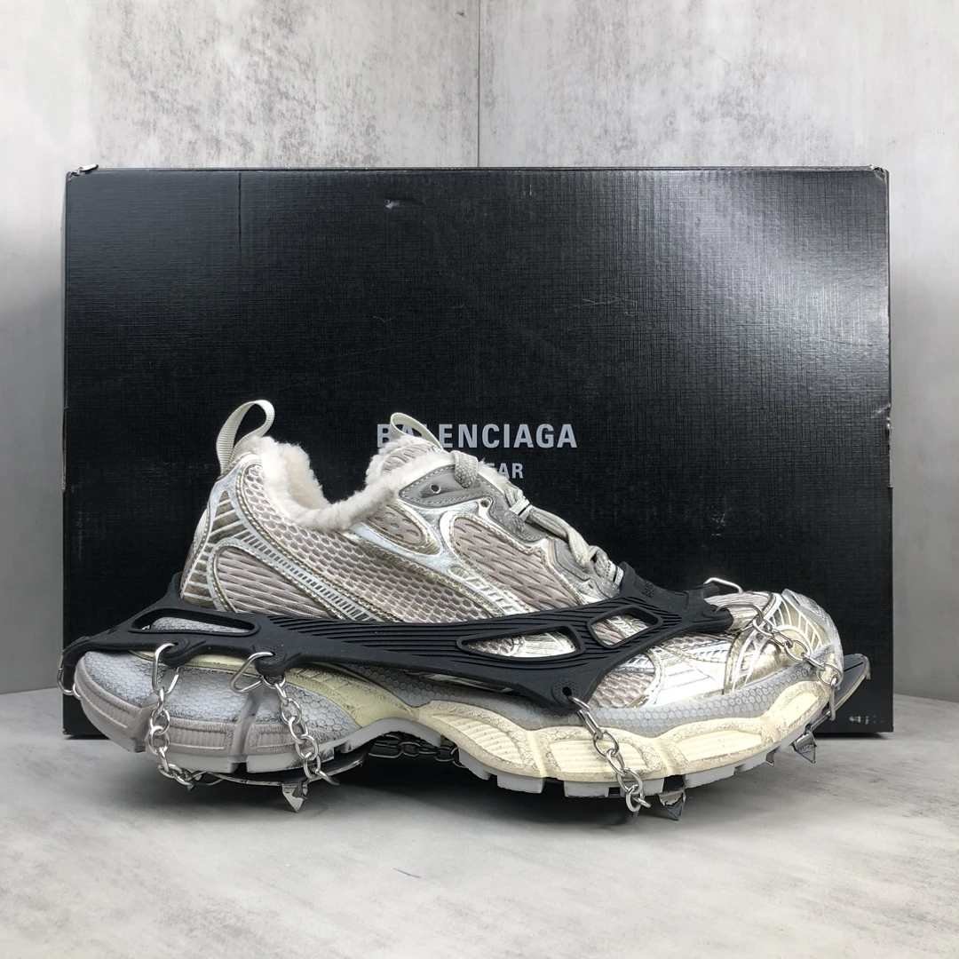 Balenciaga Sneakers — ffbca713