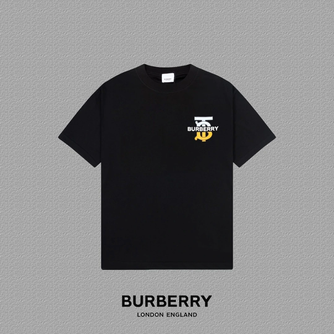 Burberry T-Shirt — 29a3db0b
