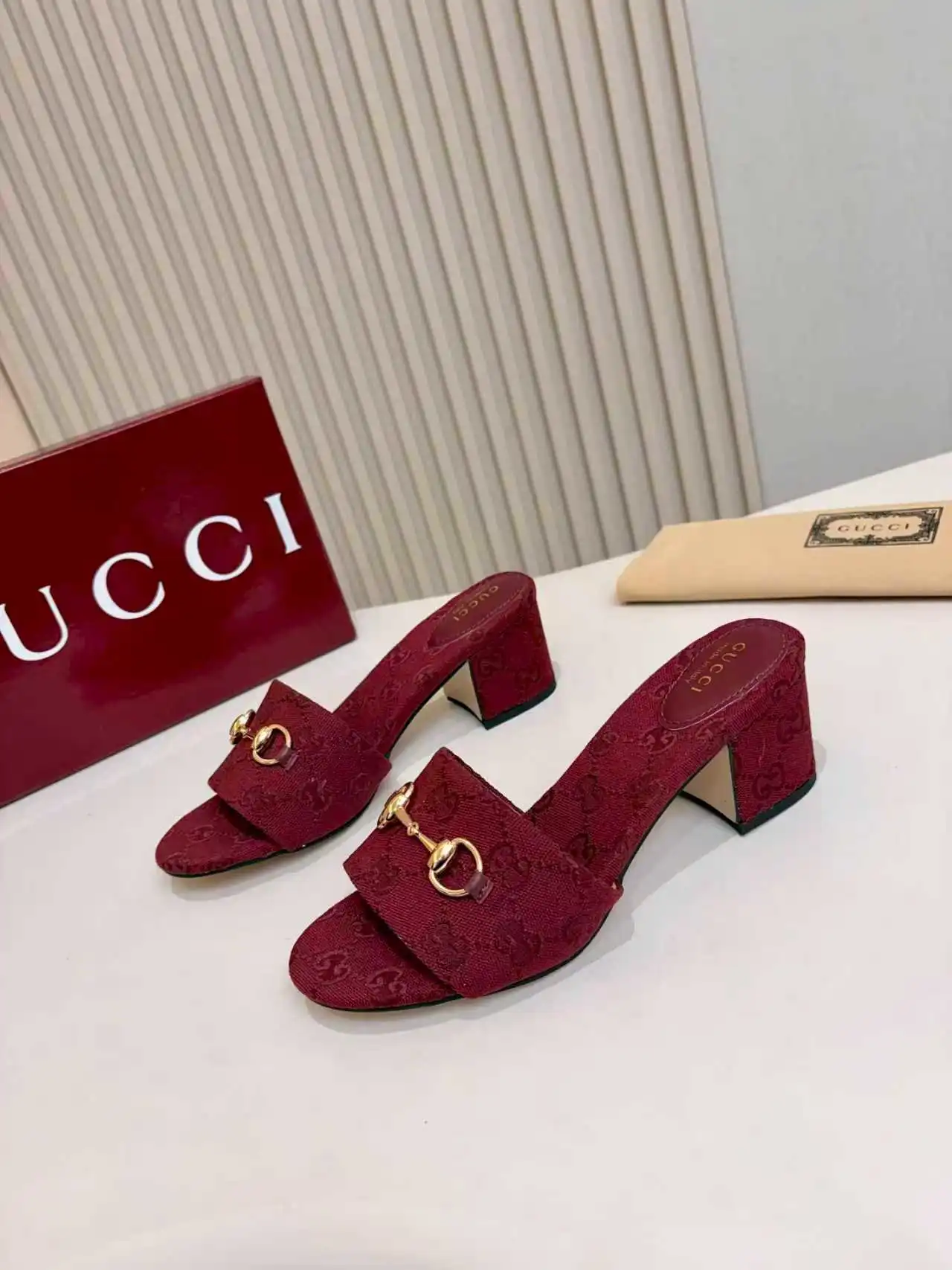 Gucci Shoes — 9af26b28
