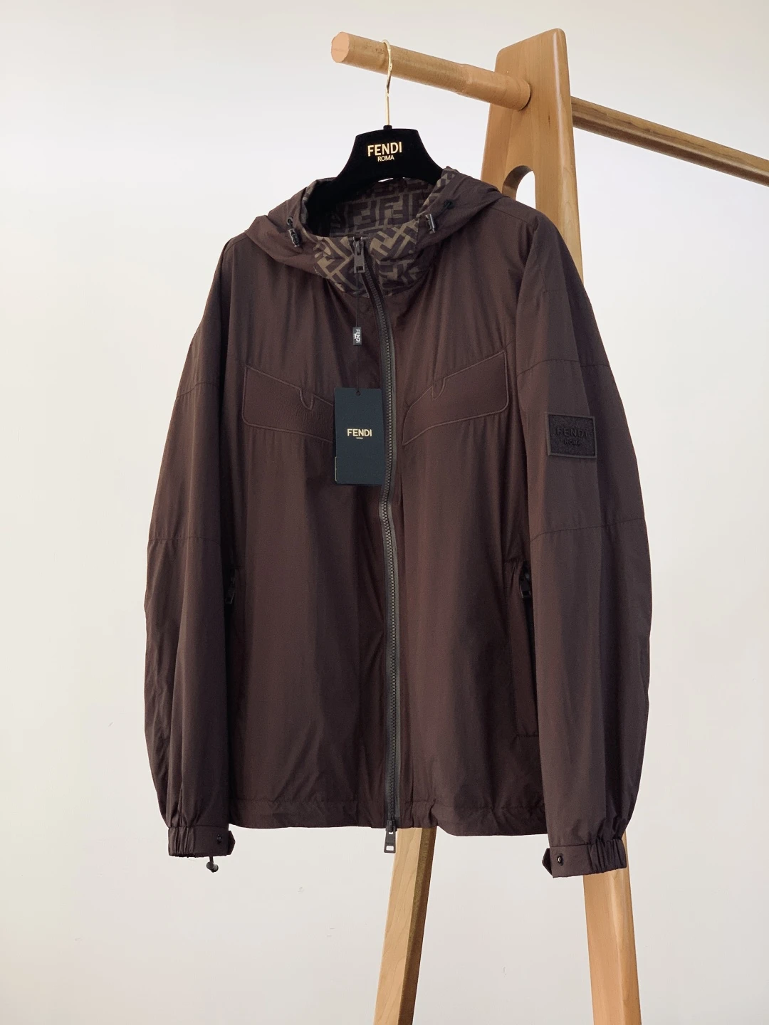 Fendi Sweatshirts — 4a66ee3c