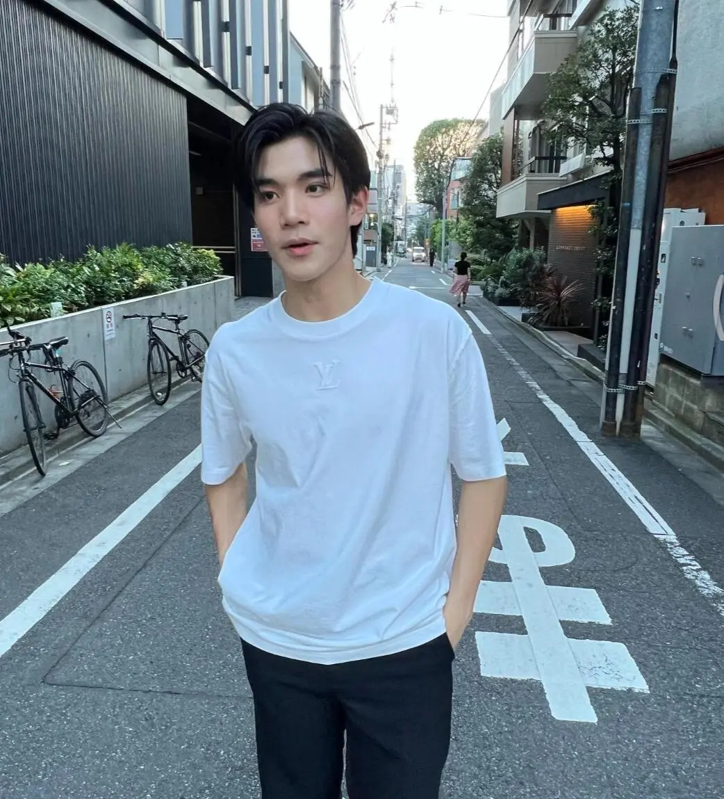 Louis Vuitton T-Shirt — 1e15c3dd