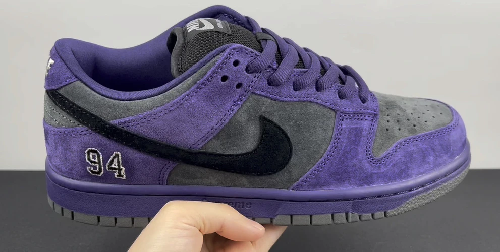 Nike Shoes — dbef72ee