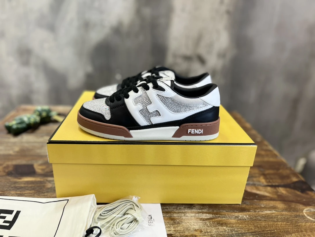 Fendi Sneakers — 4b39beef