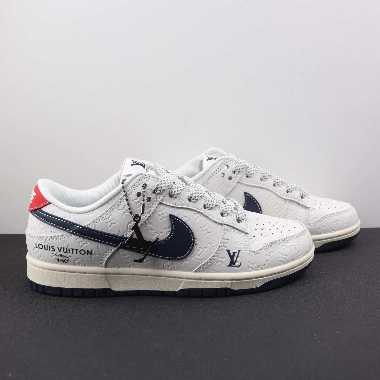 Nike Shoes — f7acc89f