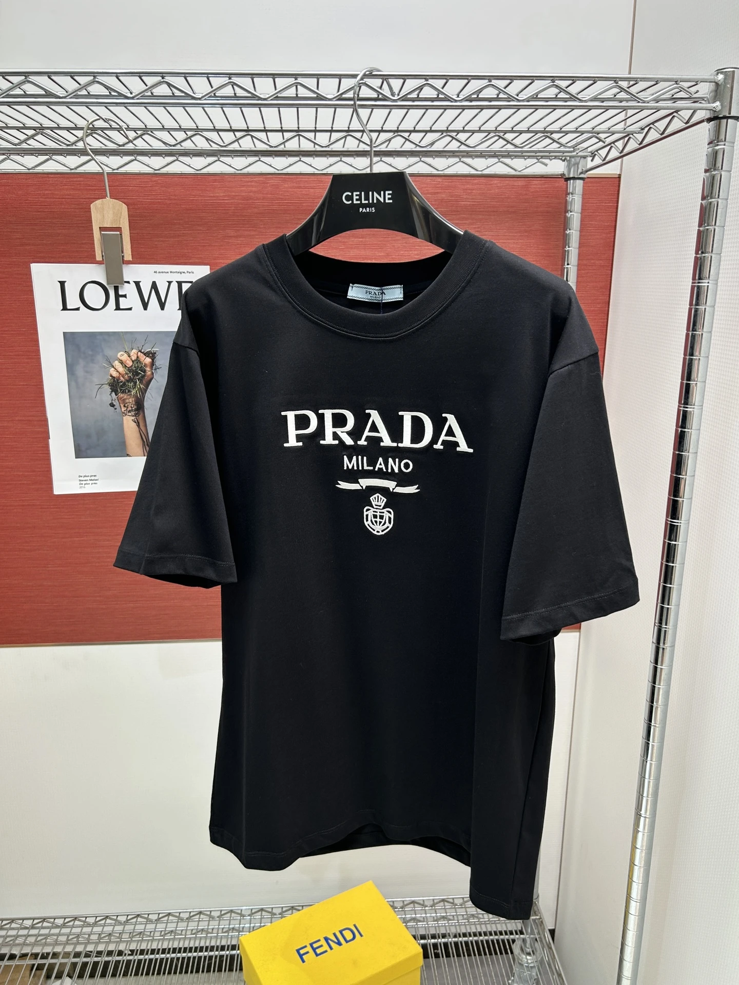 Prada T-Shirt — 0440e282