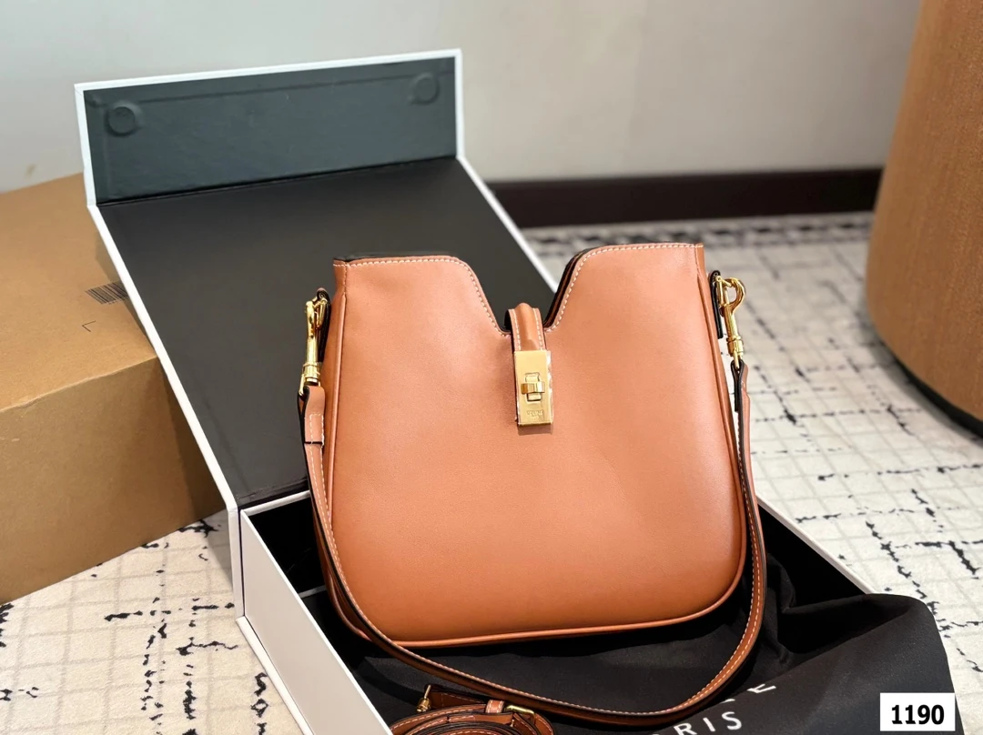 Celine Bag — beb0a143