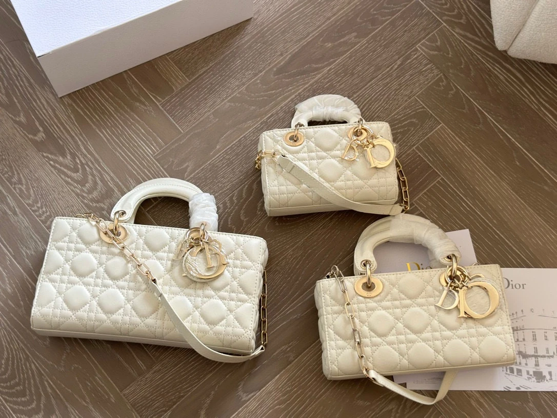 Dior Bag — 8b496a6c