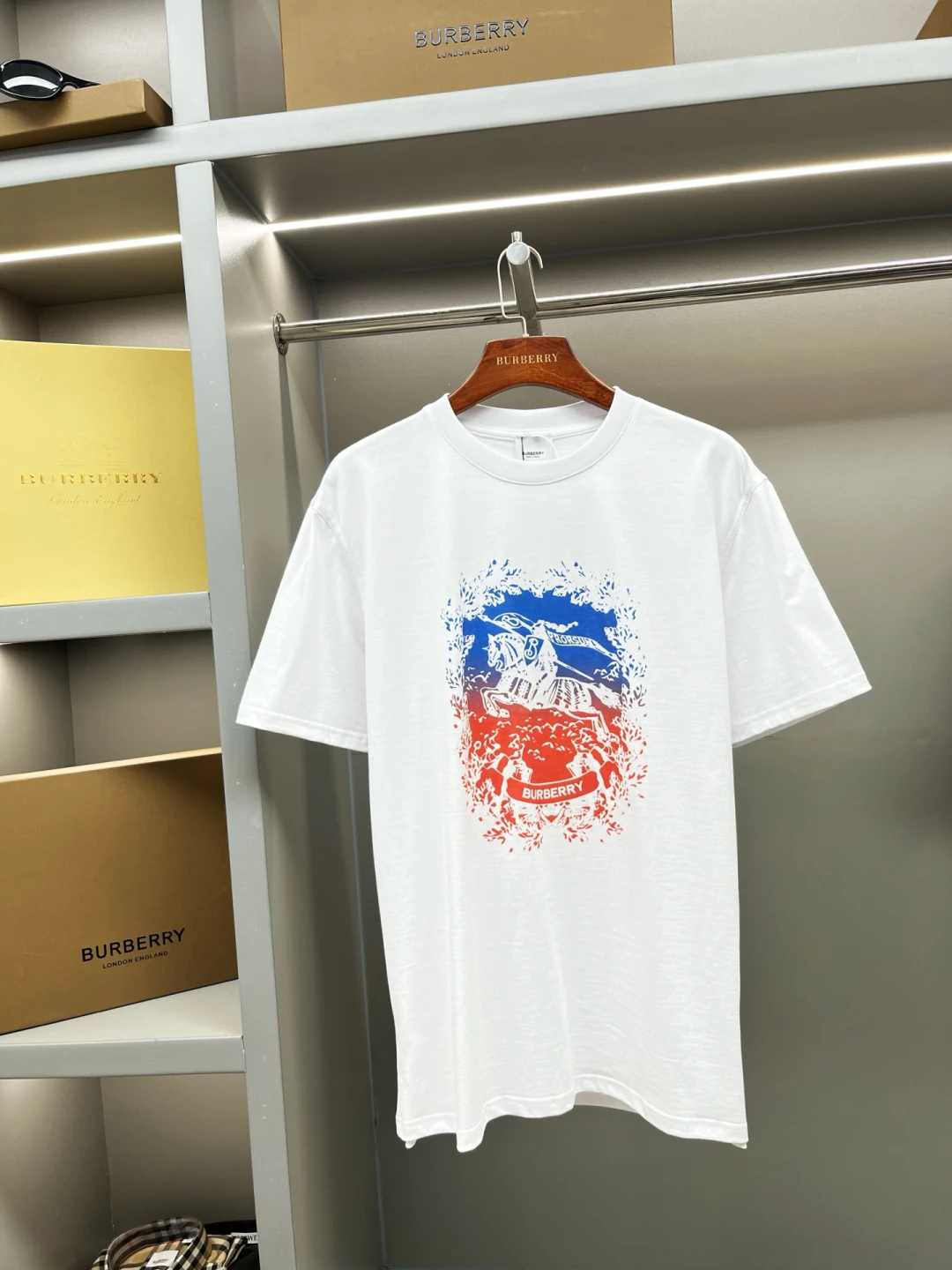 Burberry T-Shirt — 7af05332