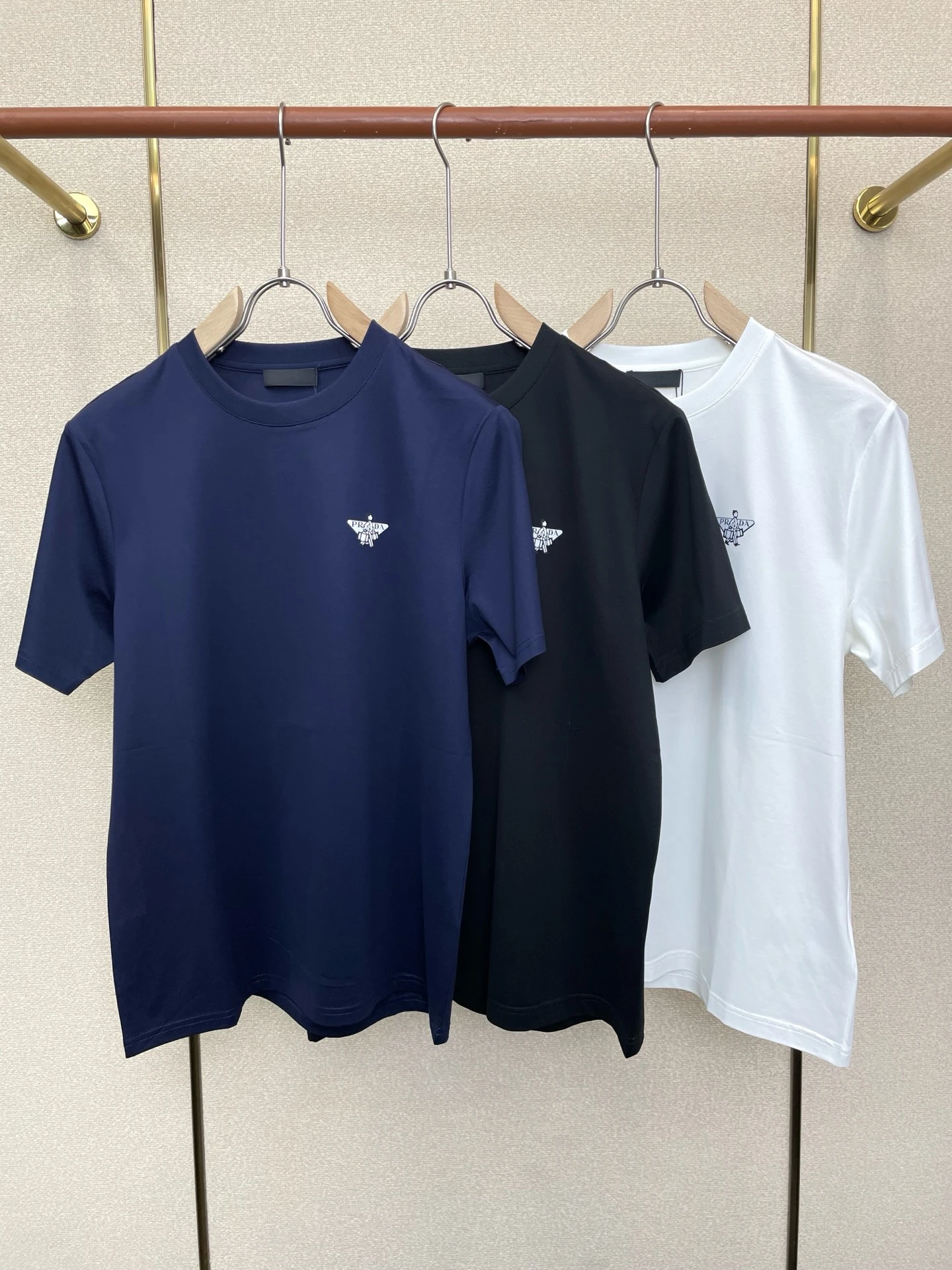 Prada T-Shirt — 88c53ae0