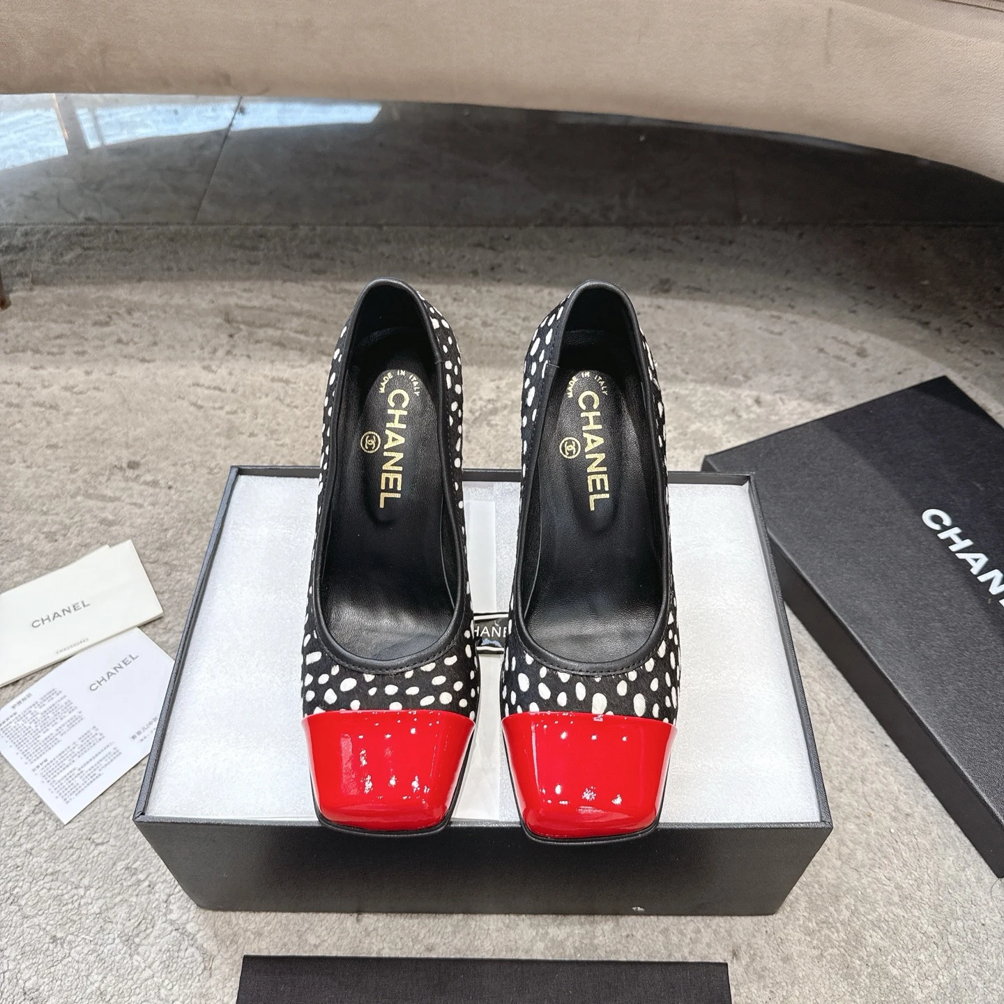 Chanel Sandals — 764f403e