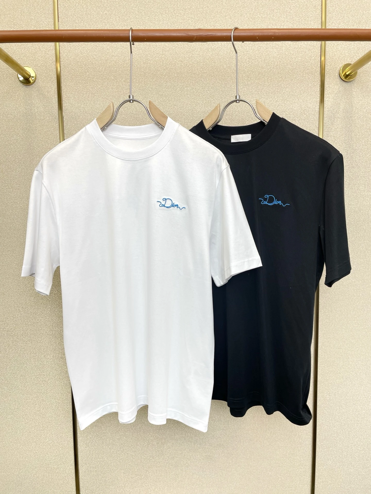 Dior T-Shirt — 88aaf25b