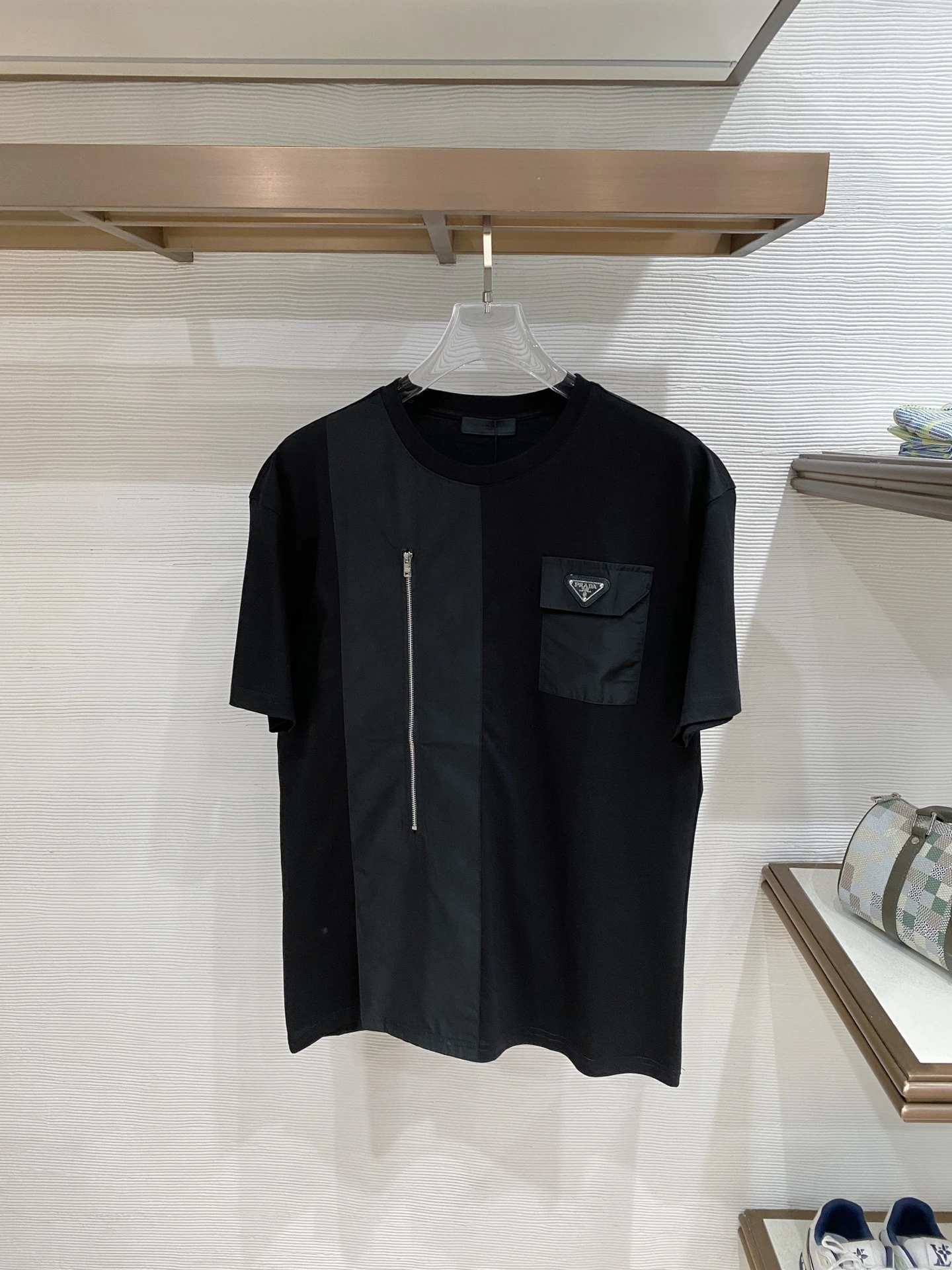 Prada T-Shirt — b521315f
