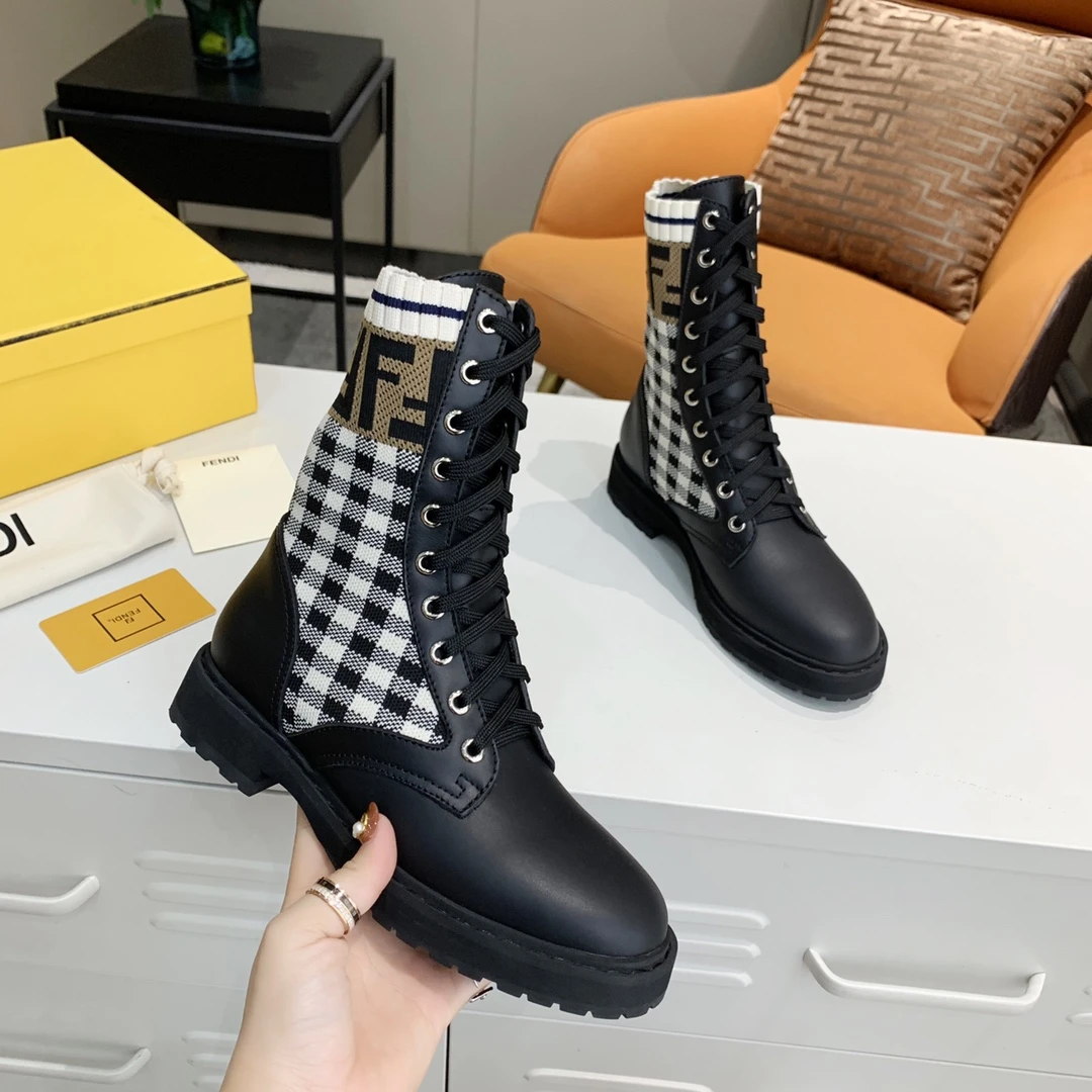 Fendi Boots — 96ce501d