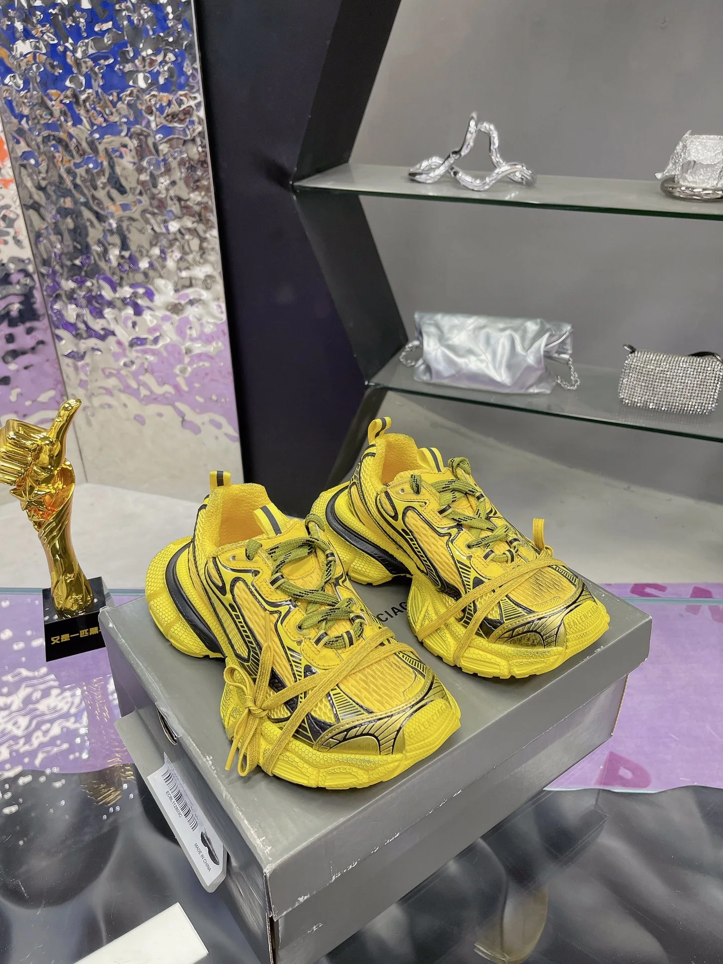 Balenciaga Sneakers — 56190da8