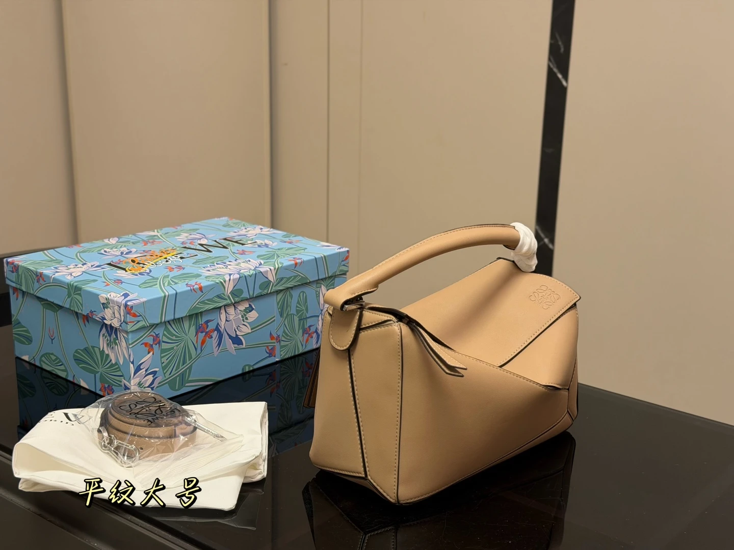 Loewe Bag — f283cd93