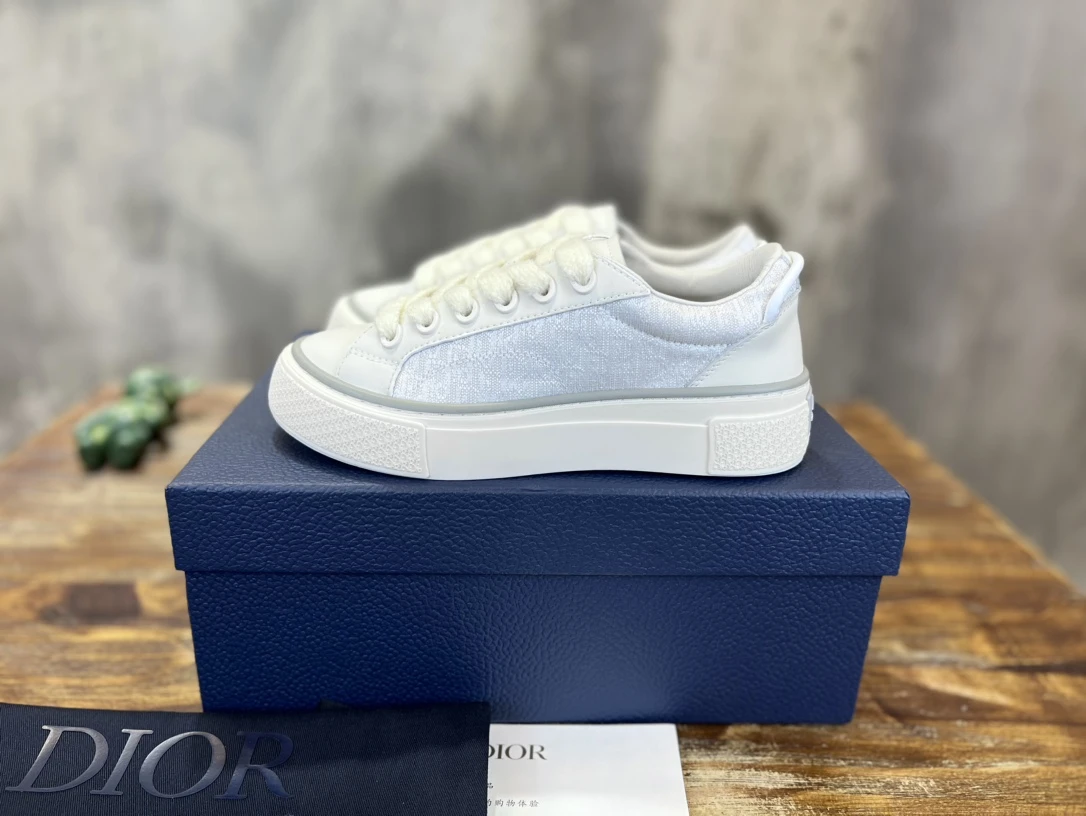 Dior Sneakers — 5f7982b4