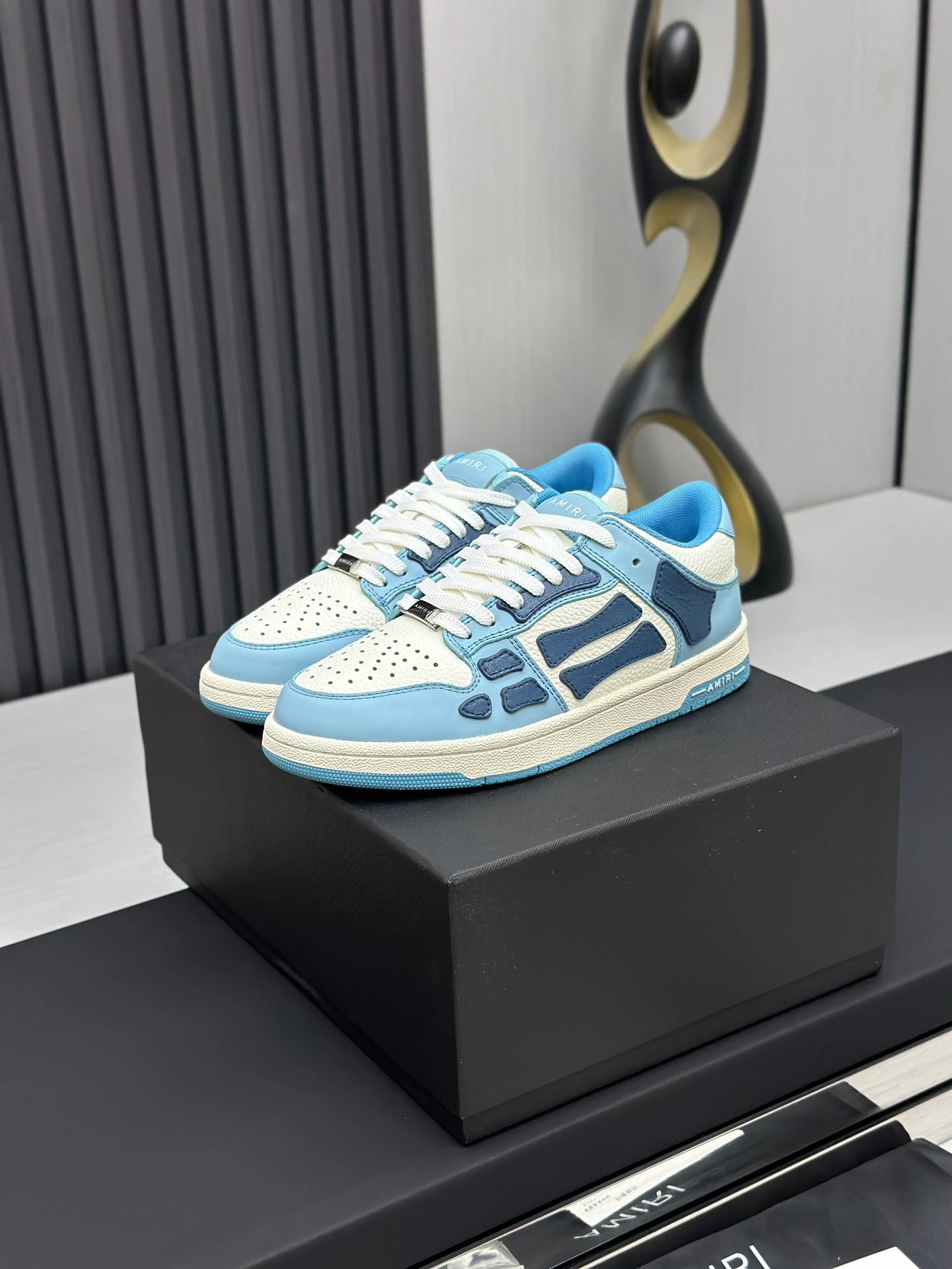 Amiri Sneakers — 70401dfe