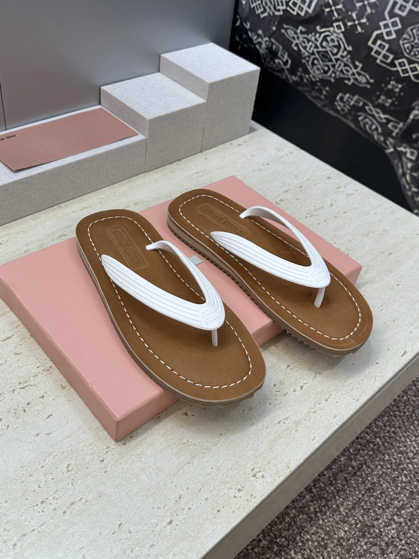 Miu Miu Sandals — 2aefdbe7