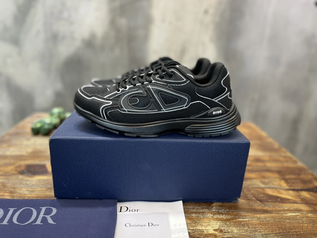 Dior Sneakers — 103eacd5