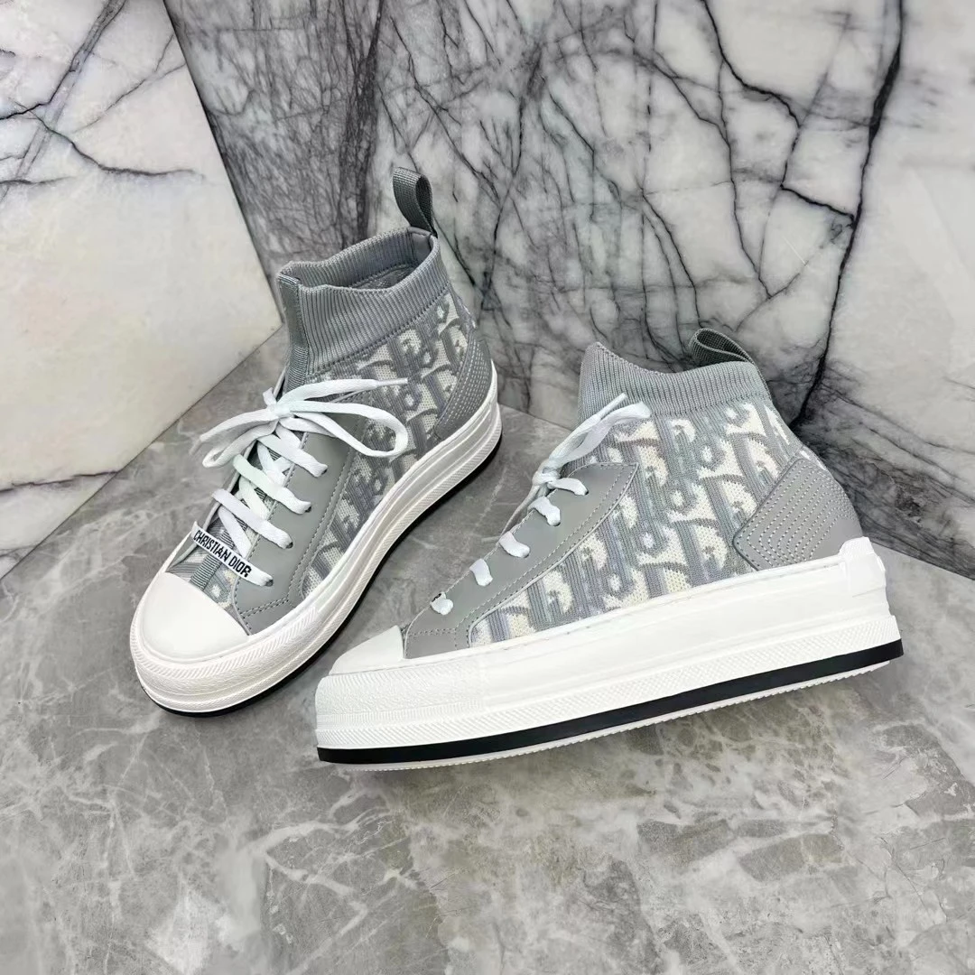 Dior Sneakers — 3dccbcf7