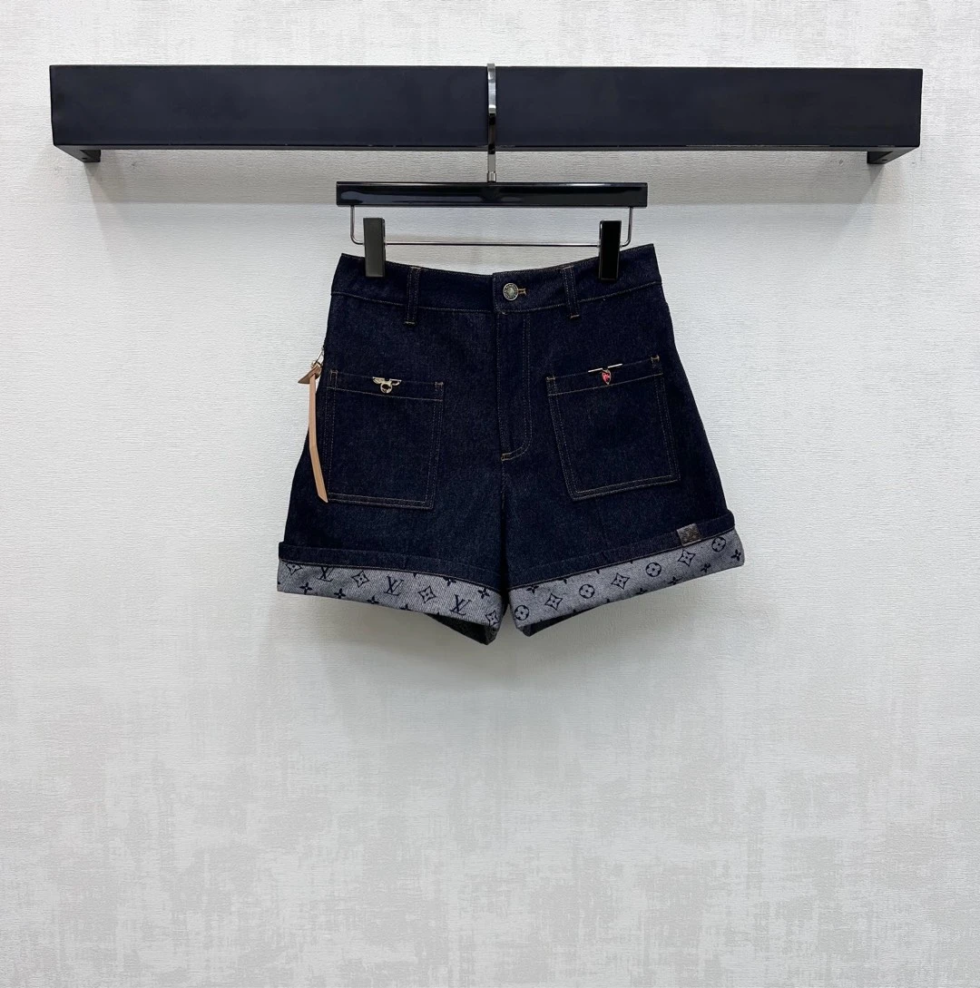 Shorts — 386a4f16