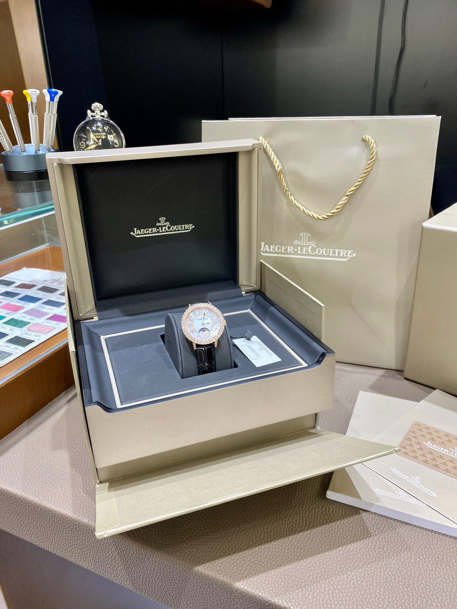 Jaeger-LeCoultre Watch — a559c480