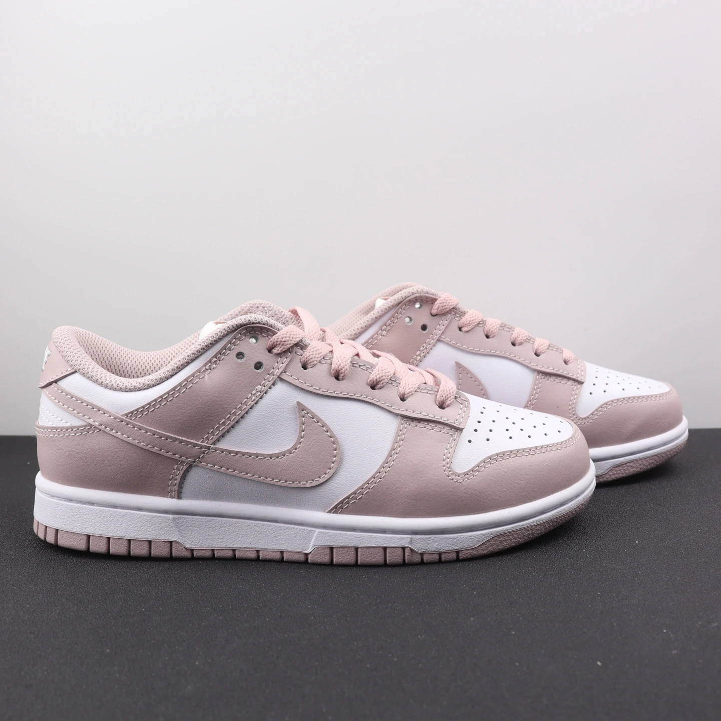 Nike Shoes — b2b209f5