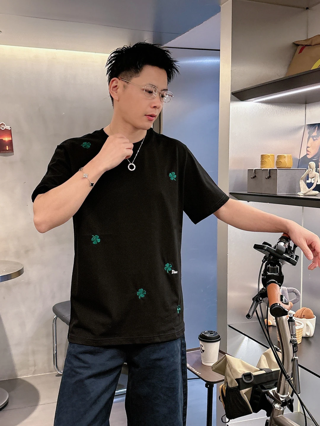 Dior T-Shirt — e3a1ec2a