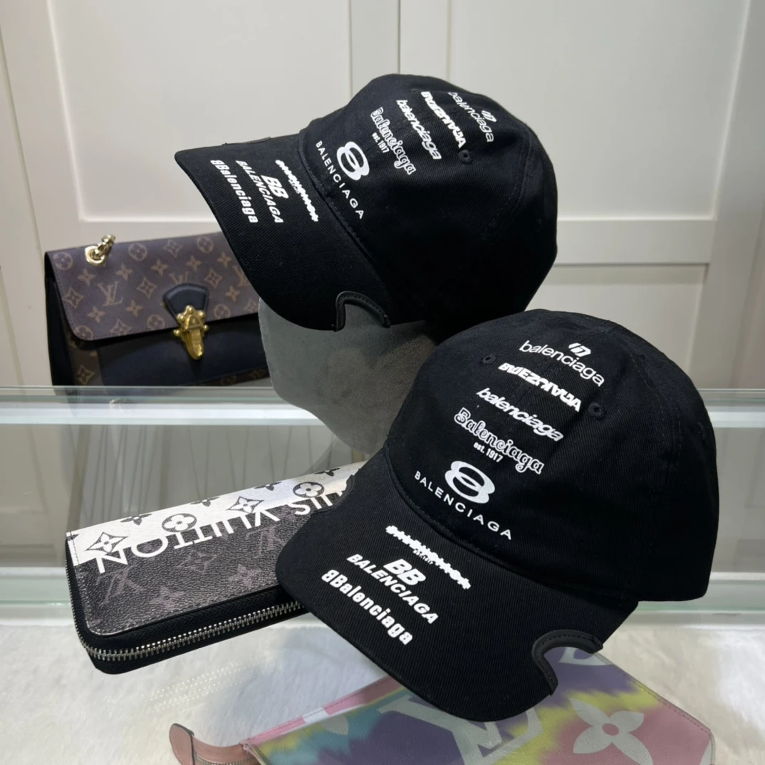 Balenciaga Hat — 322643ff