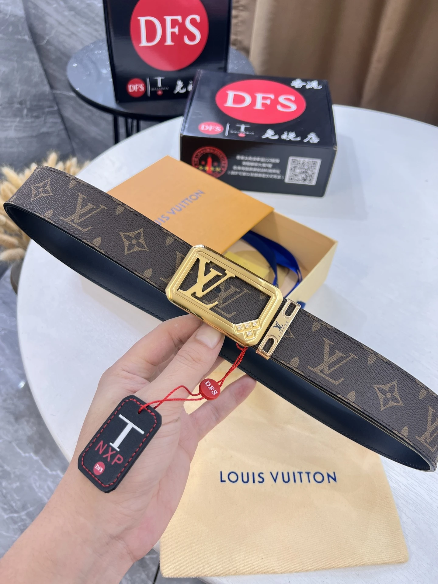 Louis Vuitton Belt — e4c2eba5