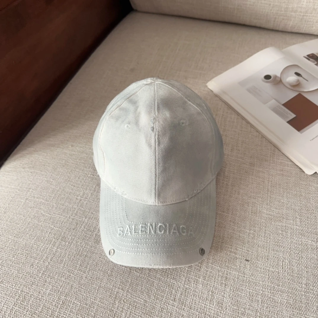 Balenciaga Hat — 2ae5e7fc