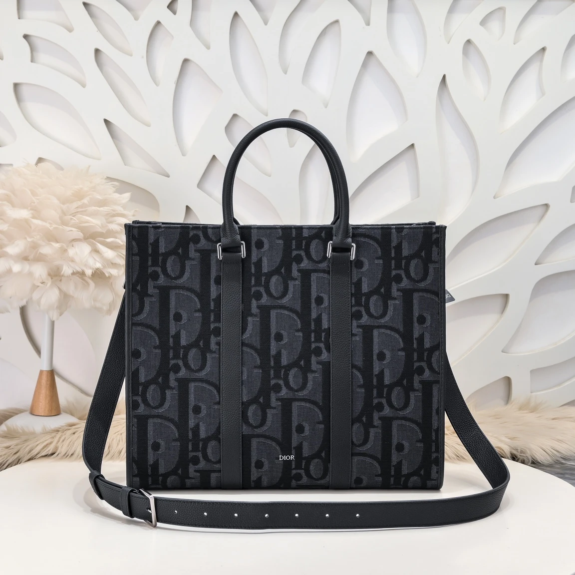 Dior Bag — c7594ed9