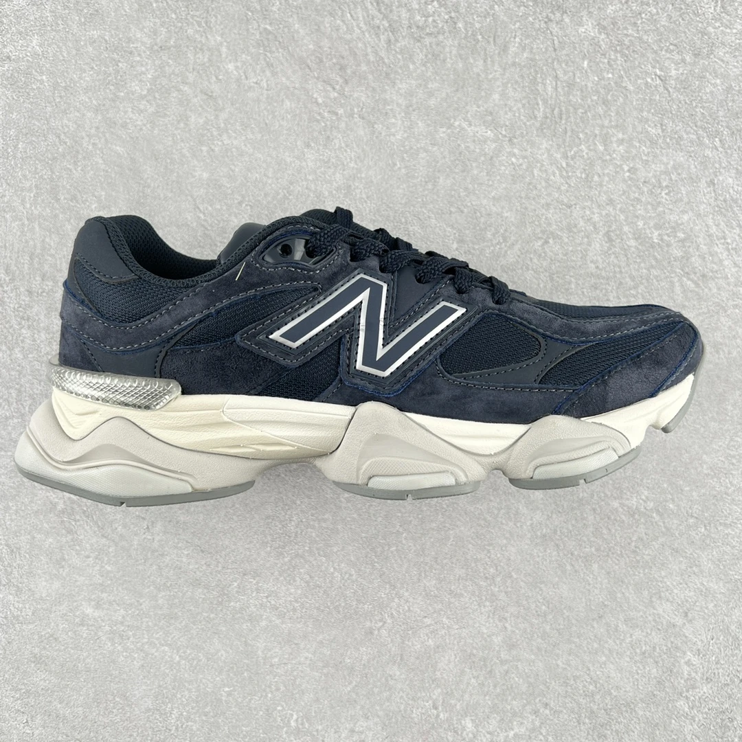 New Balance Sneakers — 5e6a869c
