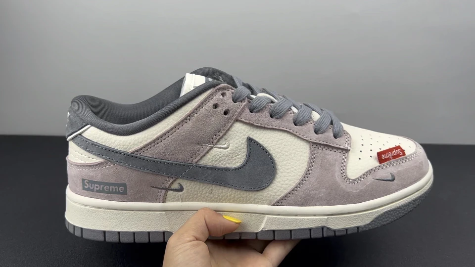 Nike Shoes — 4e799e31