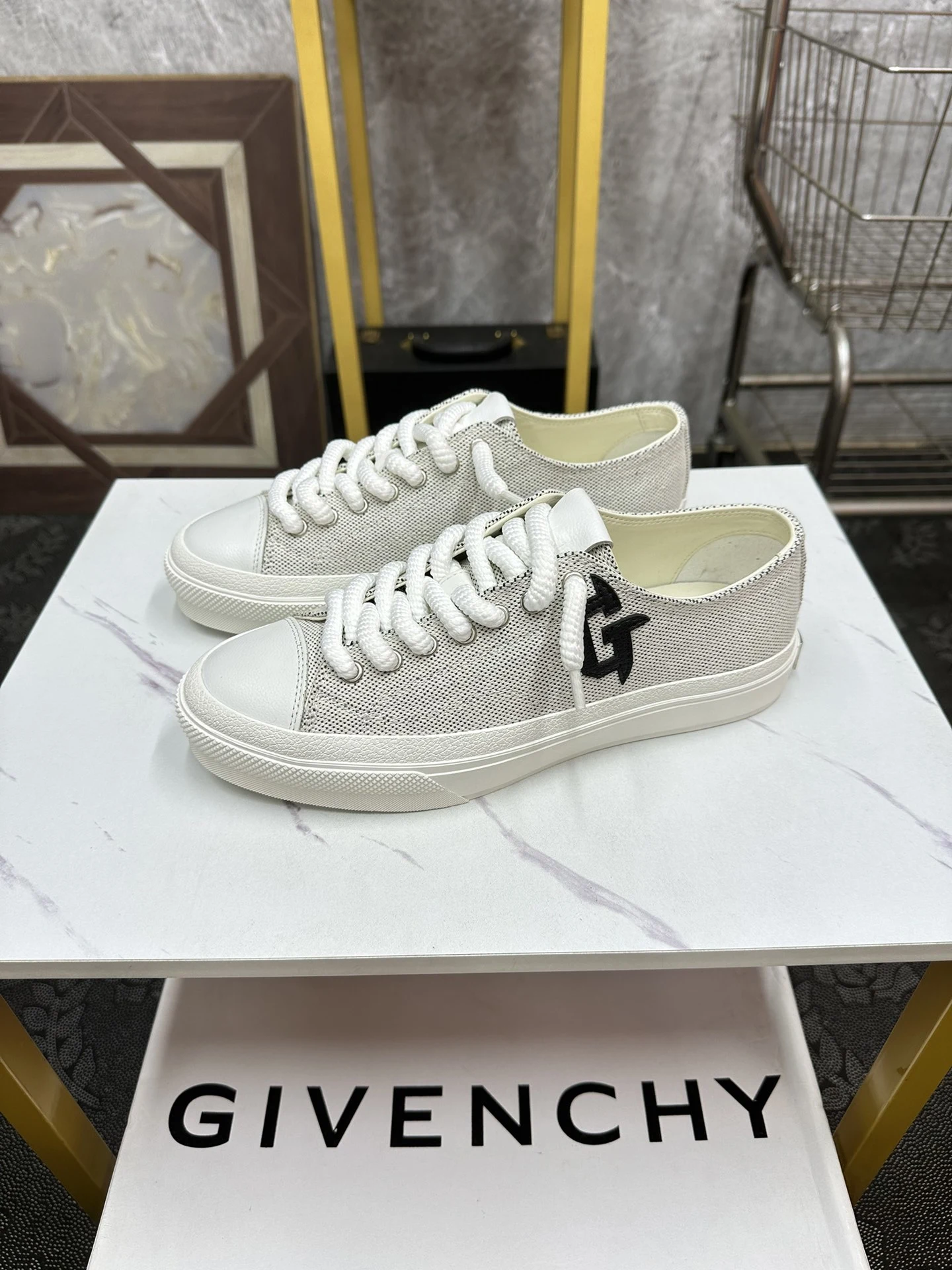 Givenchy Shoes — c88718fe