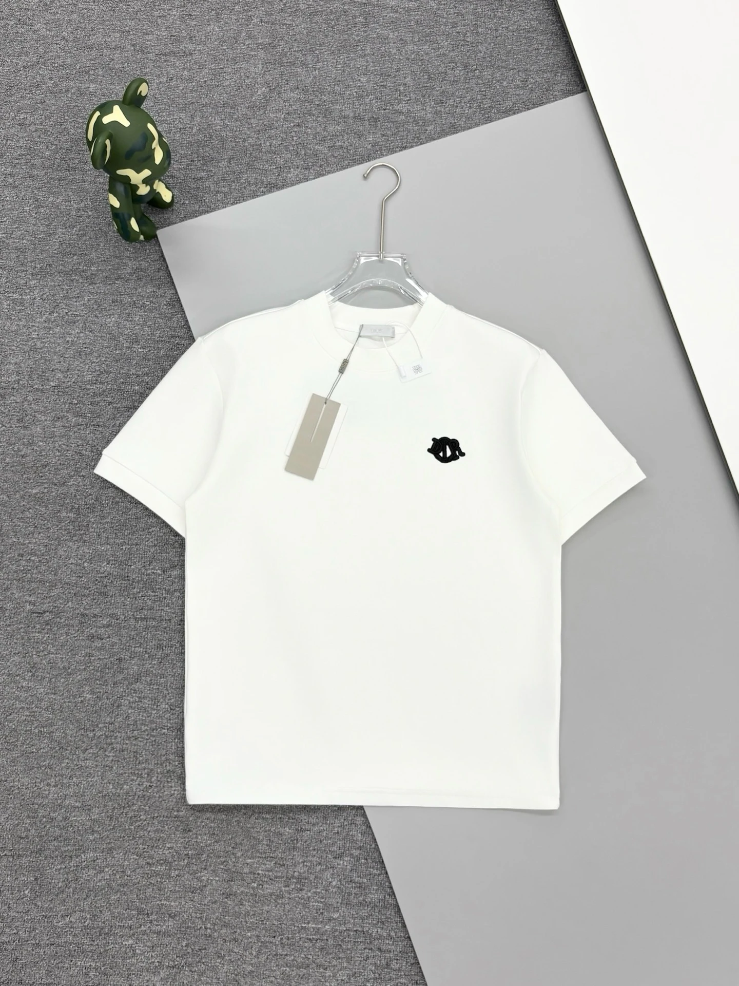 Dior T-Shirt — ef0427eb