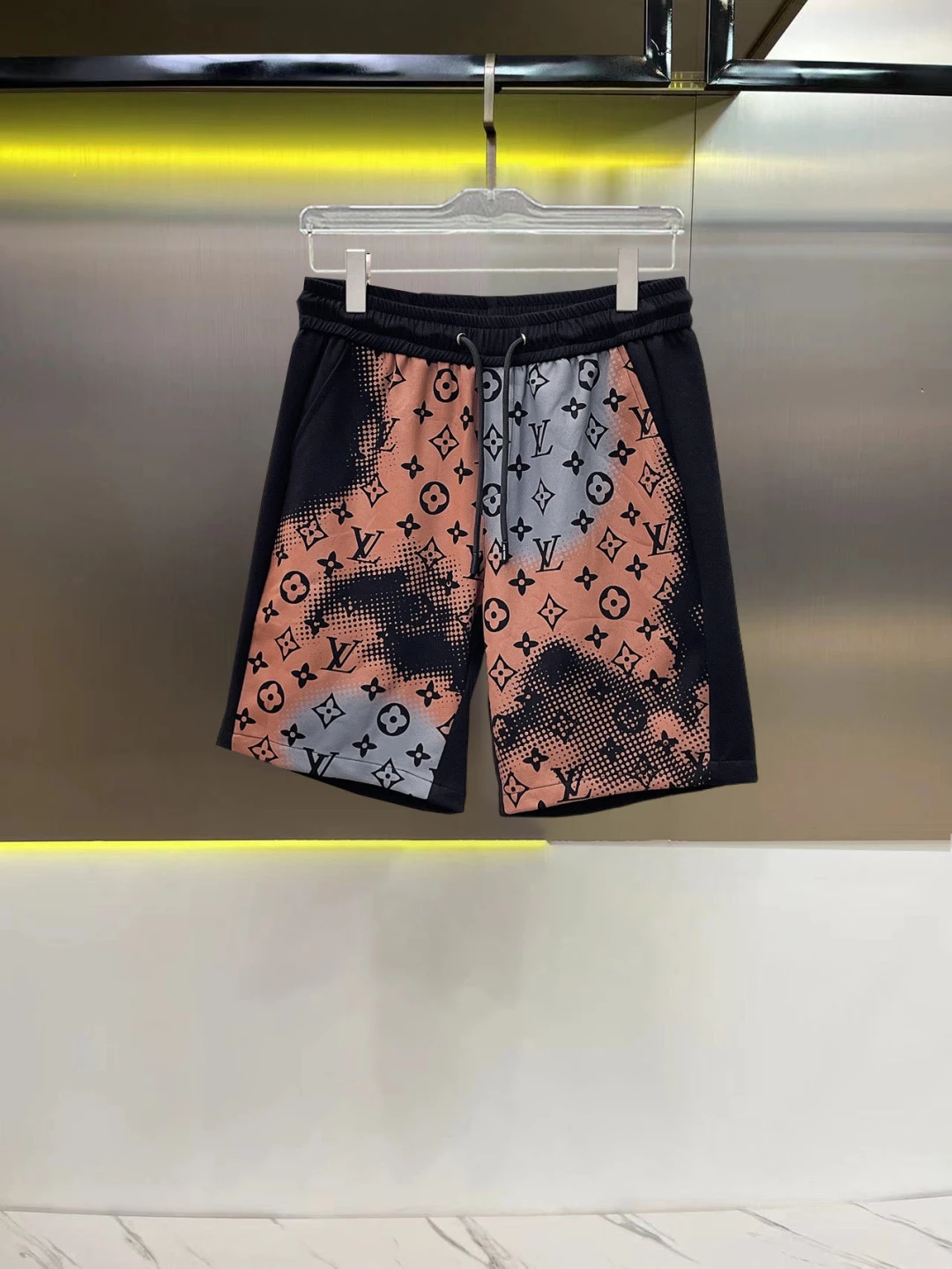 Louis Vuitton Shorts — a5cf2ea4