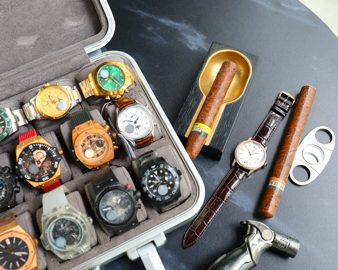 Patek Philippe Watch — 1330fb93